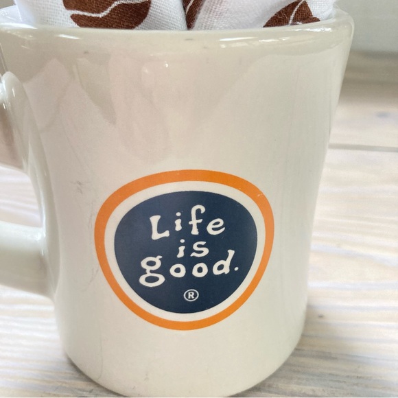 Gift Set LIFE IS GOOD Mug and Kitchen Towel Collectable Gift Pack - Picture 5 of 11